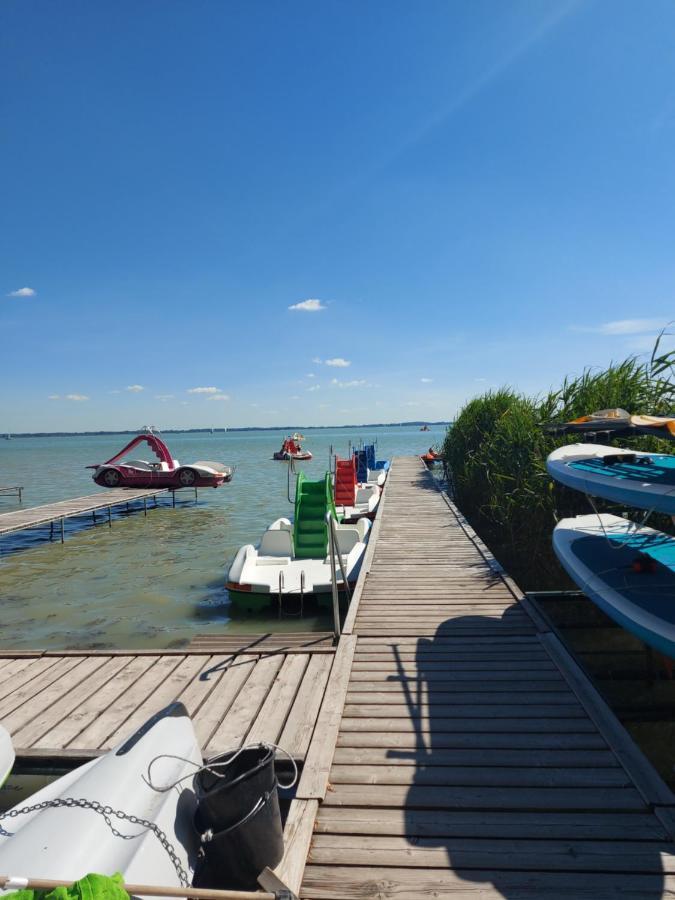 Tulipan Bungalow Camping Resort Дьєнешдіаш Екстер'єр фото