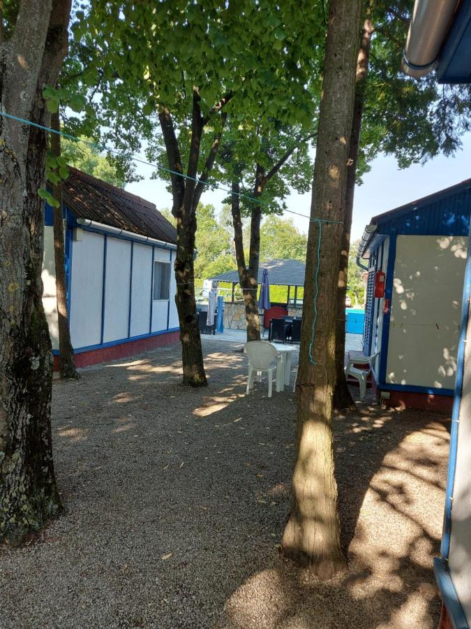 Tulipan Bungalow Camping Resort Дьєнешдіаш Екстер'єр фото