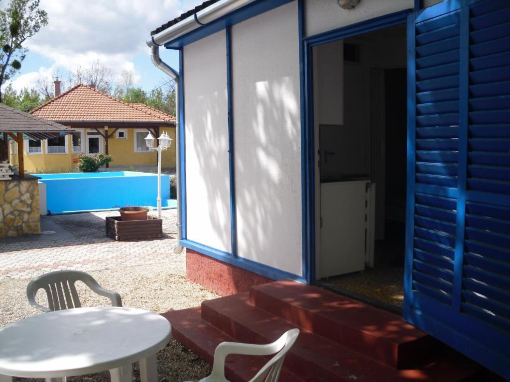 Tulipan Bungalow Camping Resort Дьєнешдіаш Екстер'єр фото